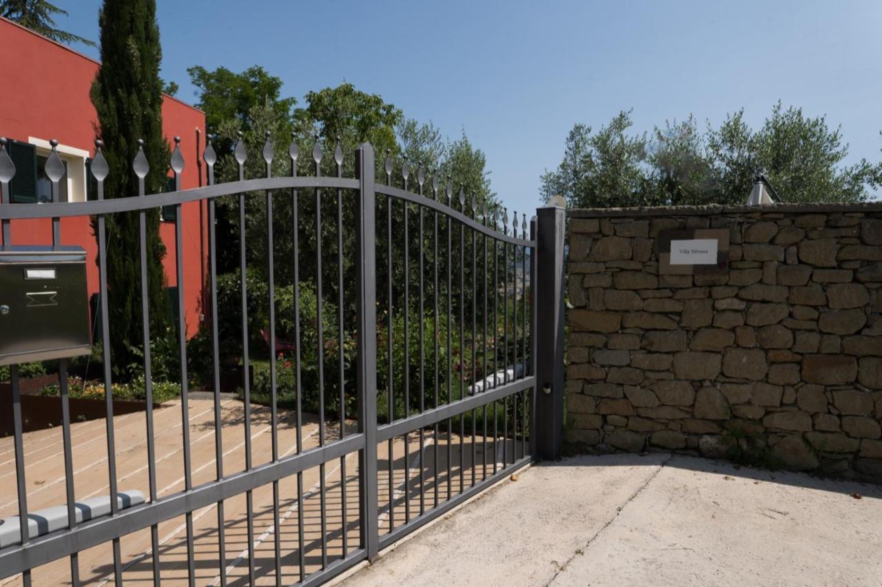Villa Silvana - Apt Giulia & Michela With Terrace & Parking Perugia Esterno foto
